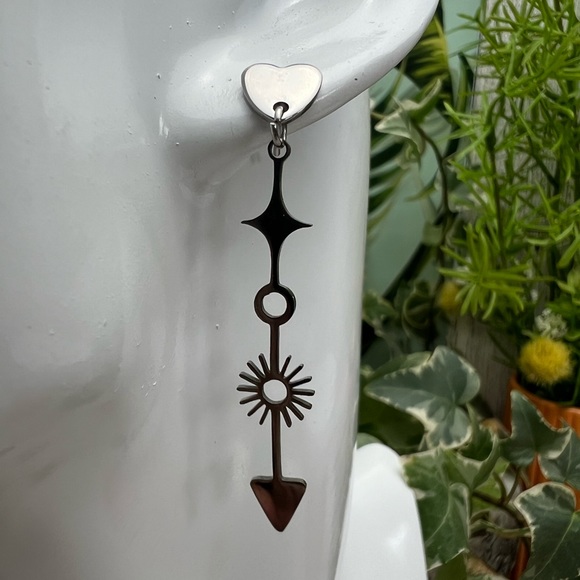 Delicate Silver Arrow Earrings - Trendy Long Dangle Earrings- Bohemian Earrings - Picture 2 of 8